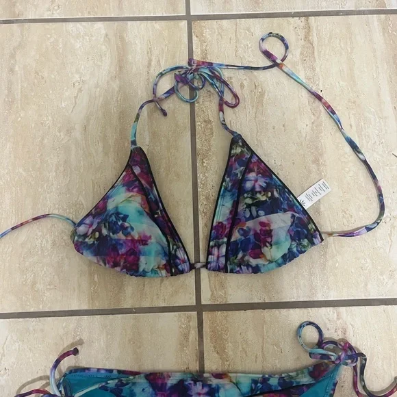 Athleta brand two piece bikini. Great shape. Fun bright colors. Size medium. - Picture 4 of 5